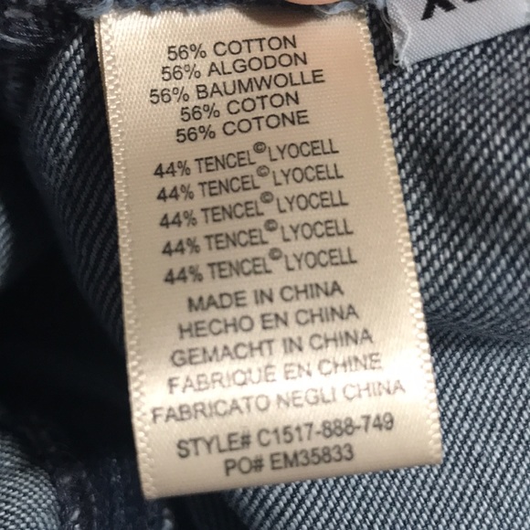 Cloth & Stone Anthropologie Chambray Top - Picture 7 of 7